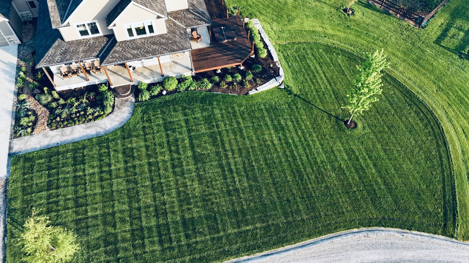 Linwood Landscape & Turf, LLC interior-banner